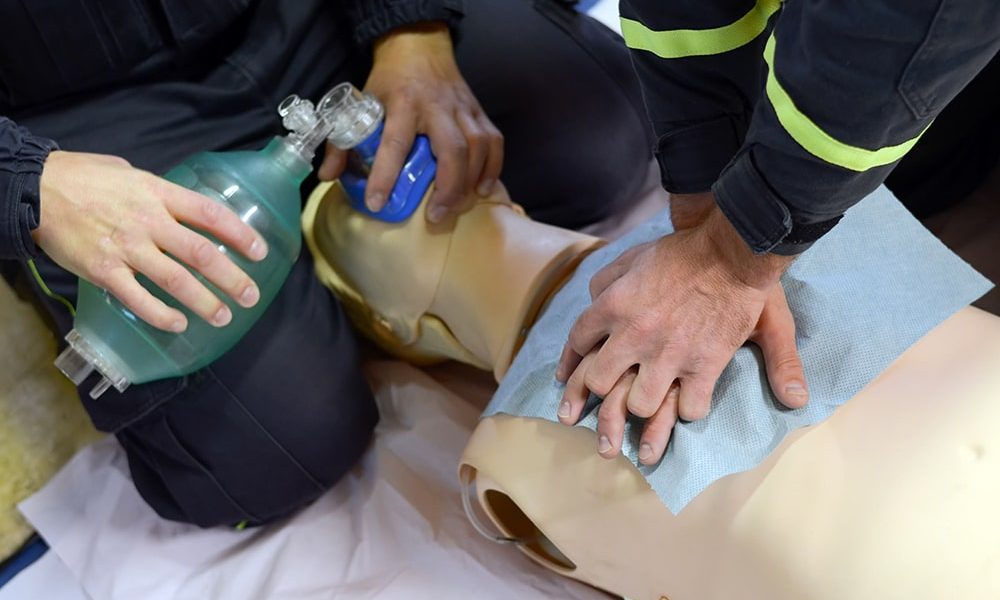 REFRESHER OCCUPATIONAL FIRST AID COURSE
